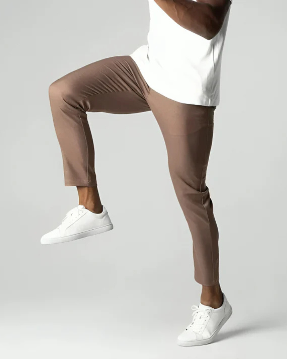 Elio Flex Chino Pants