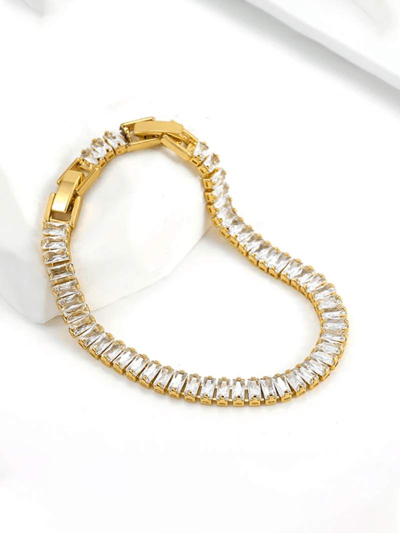 Rivière Baguette Bracelet" can be rewritten as "Baguette Diamond Rivière Bracelet.