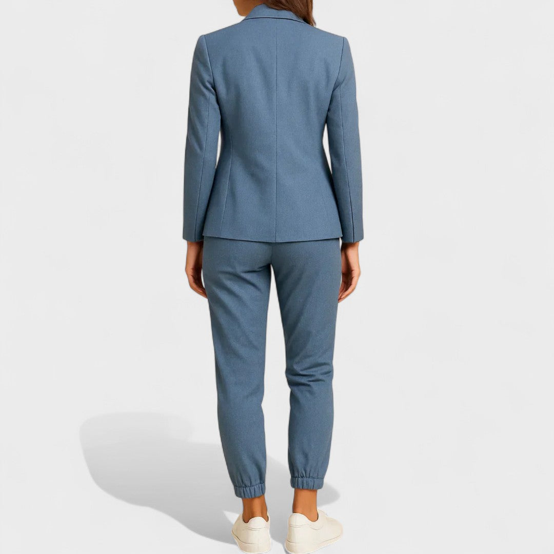 Gabriela - Chic Jacket and Pants Ensemble