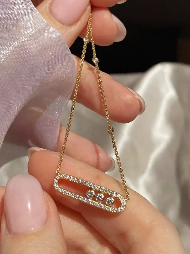 Melissa Pendant Necklace
