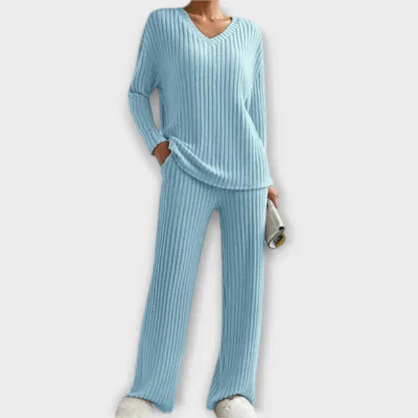 Andreia - Stylish Two-Piece Ensemble