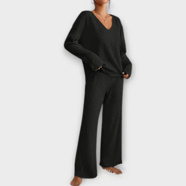 Andreia - Stylish Two-Piece Ensemble