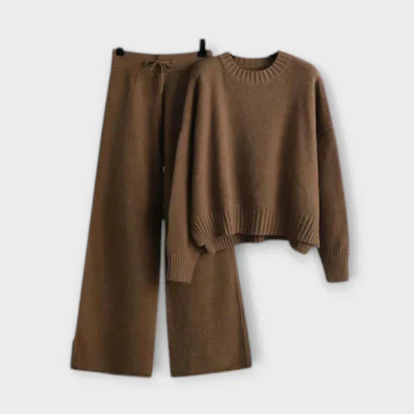 Joana - Comfortable Two-Piece Ensemble