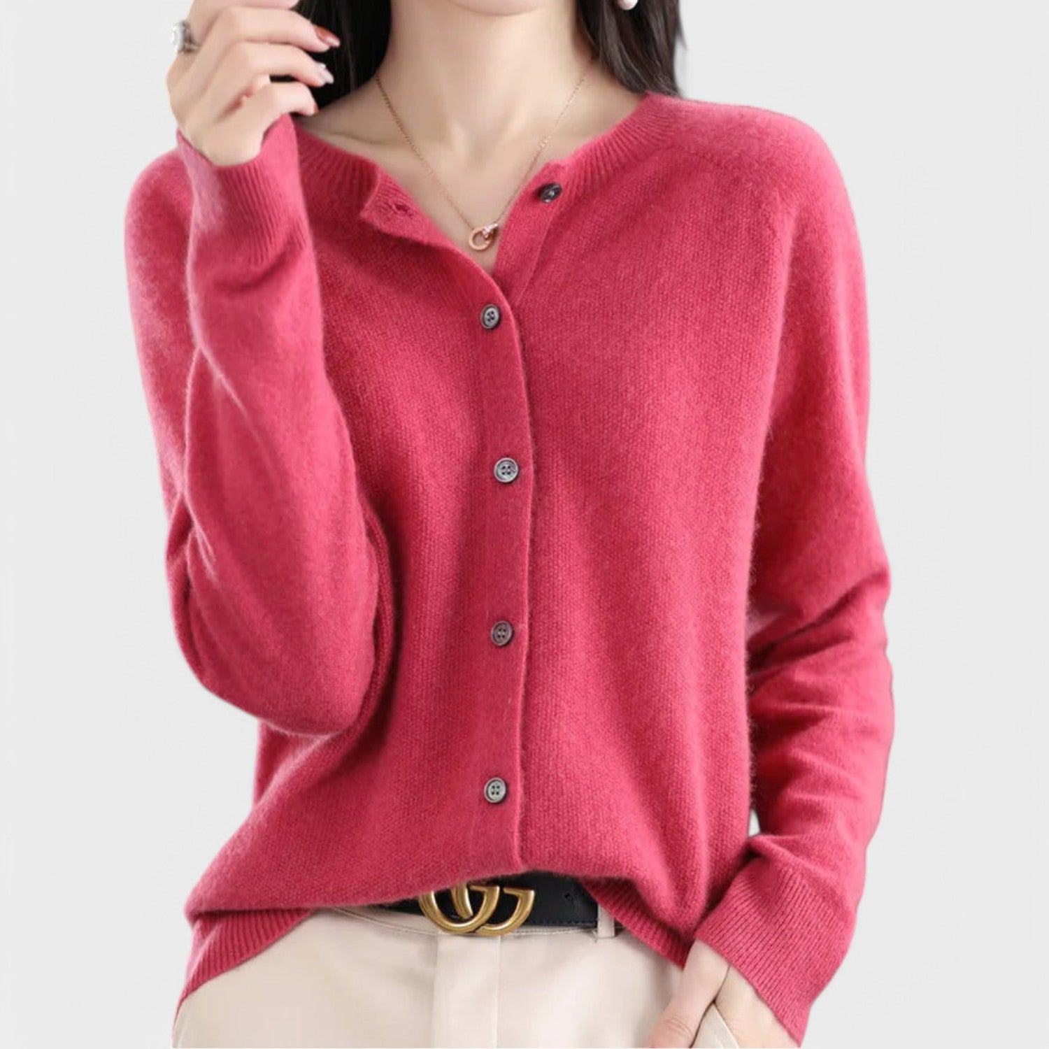 Jéssica - Luxurious Cashmere Knit Cardigan