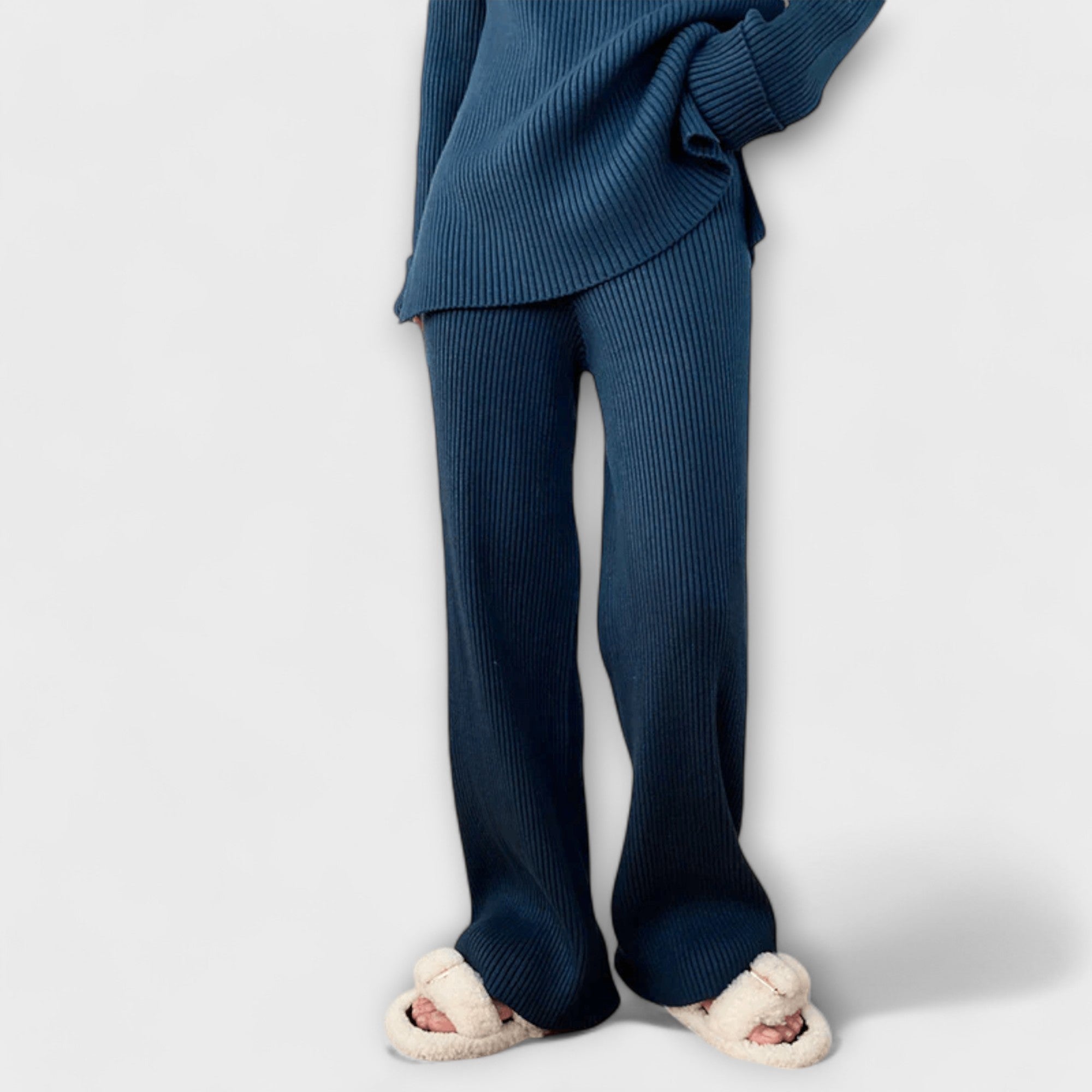 Albertina - Comfortable Ribbed Knit Two-Piece Ensemble