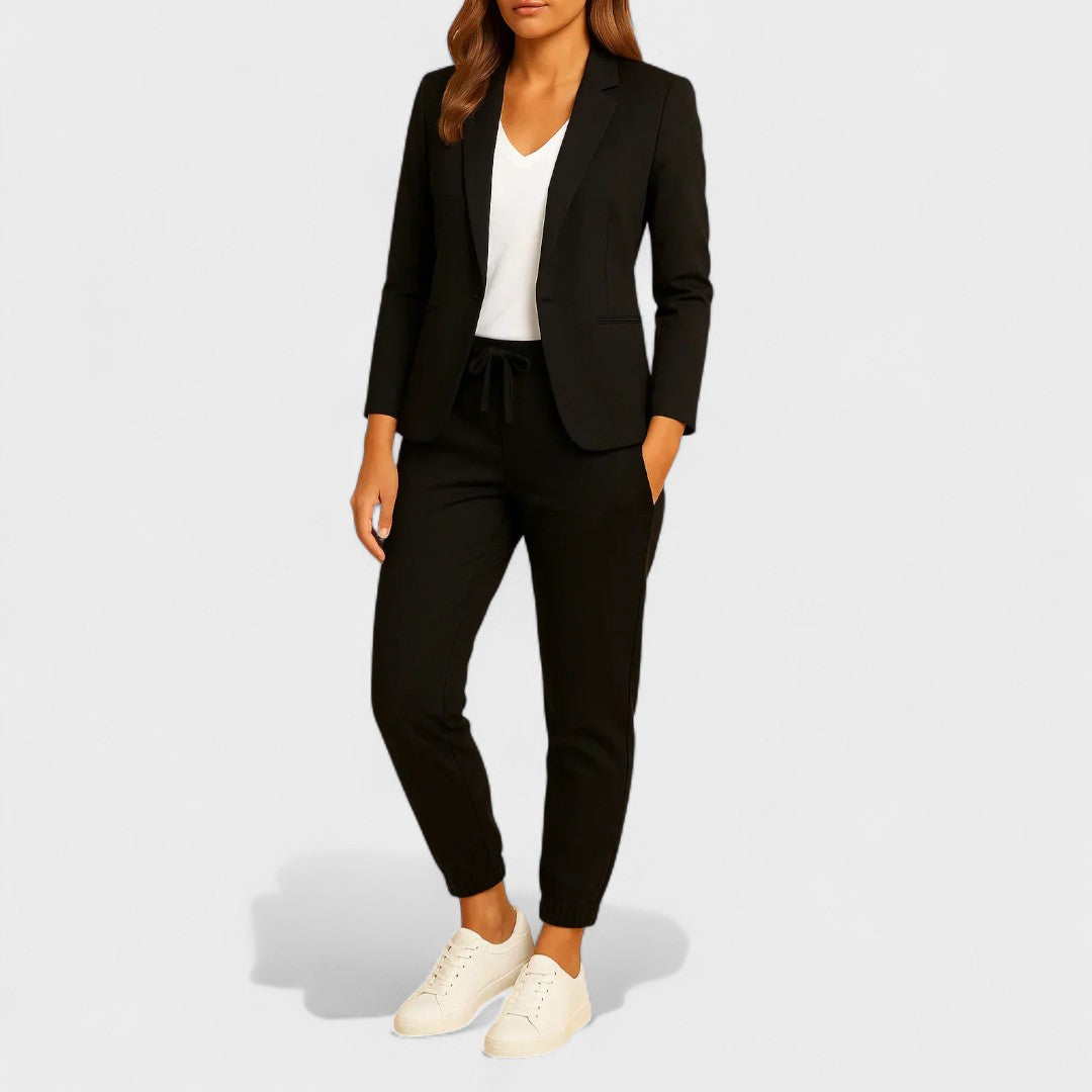 Gabriela - Chic Jacket and Pants Ensemble