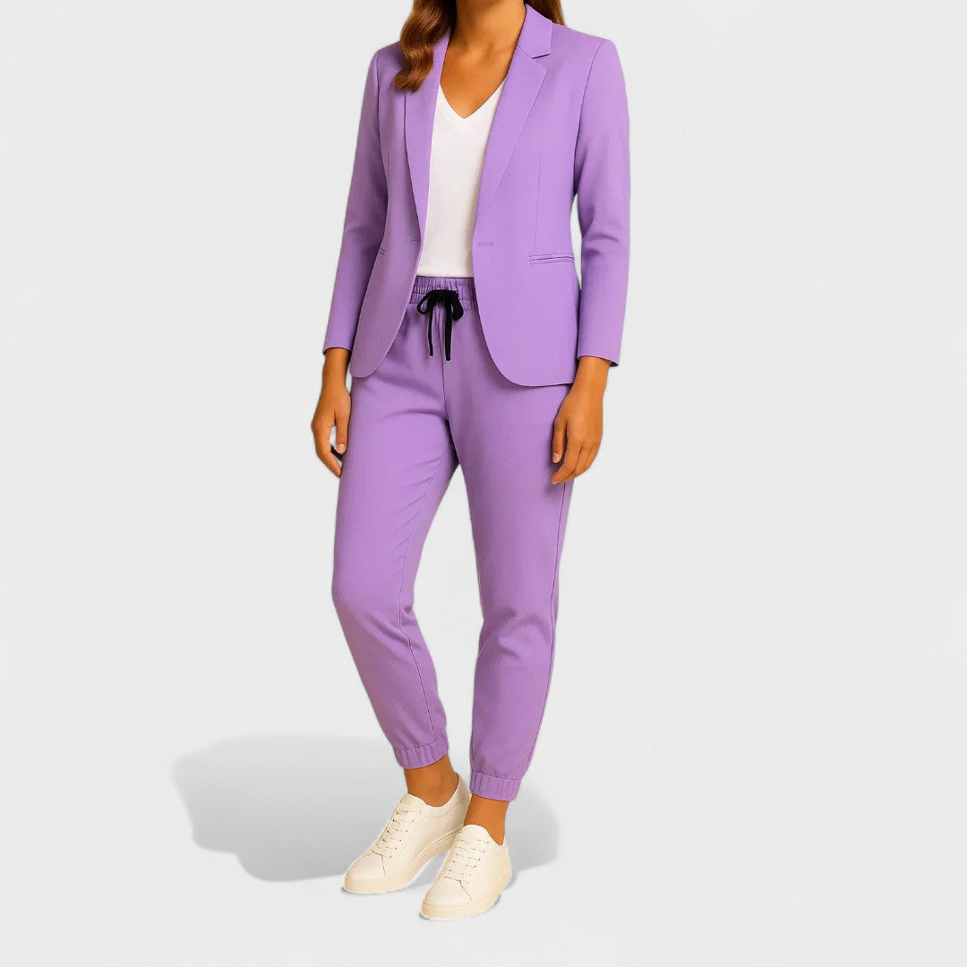 Gabriela - Chic Jacket and Pants Ensemble