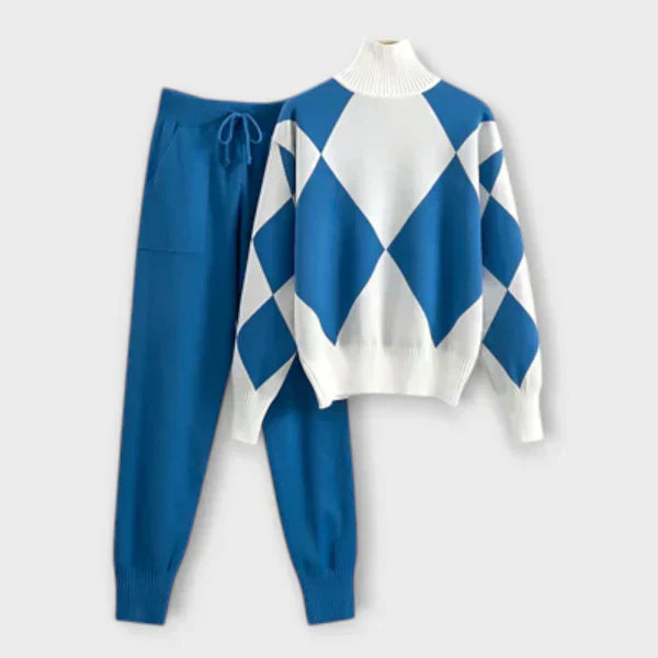 Laura - Chic Two-Piece Ensemble