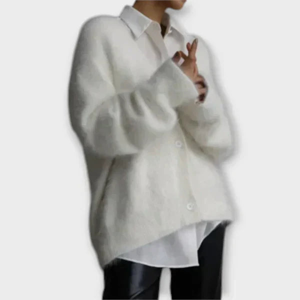Dalila - Chic and Stylish Cardigan