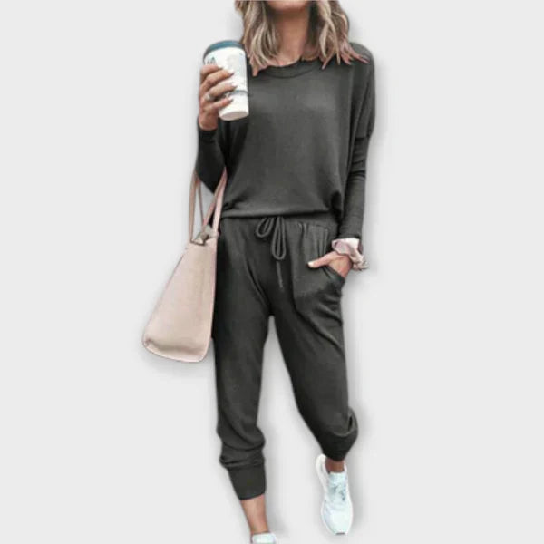 Soraia - Cozy 2-Piece Outfit