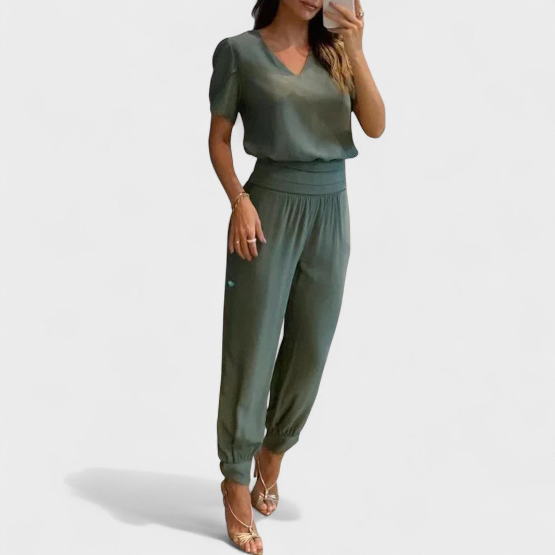 Daisy - Sophisticated Women's Jumpsuit