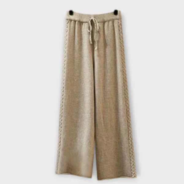 Olivia - Cozy Knit Ensemble