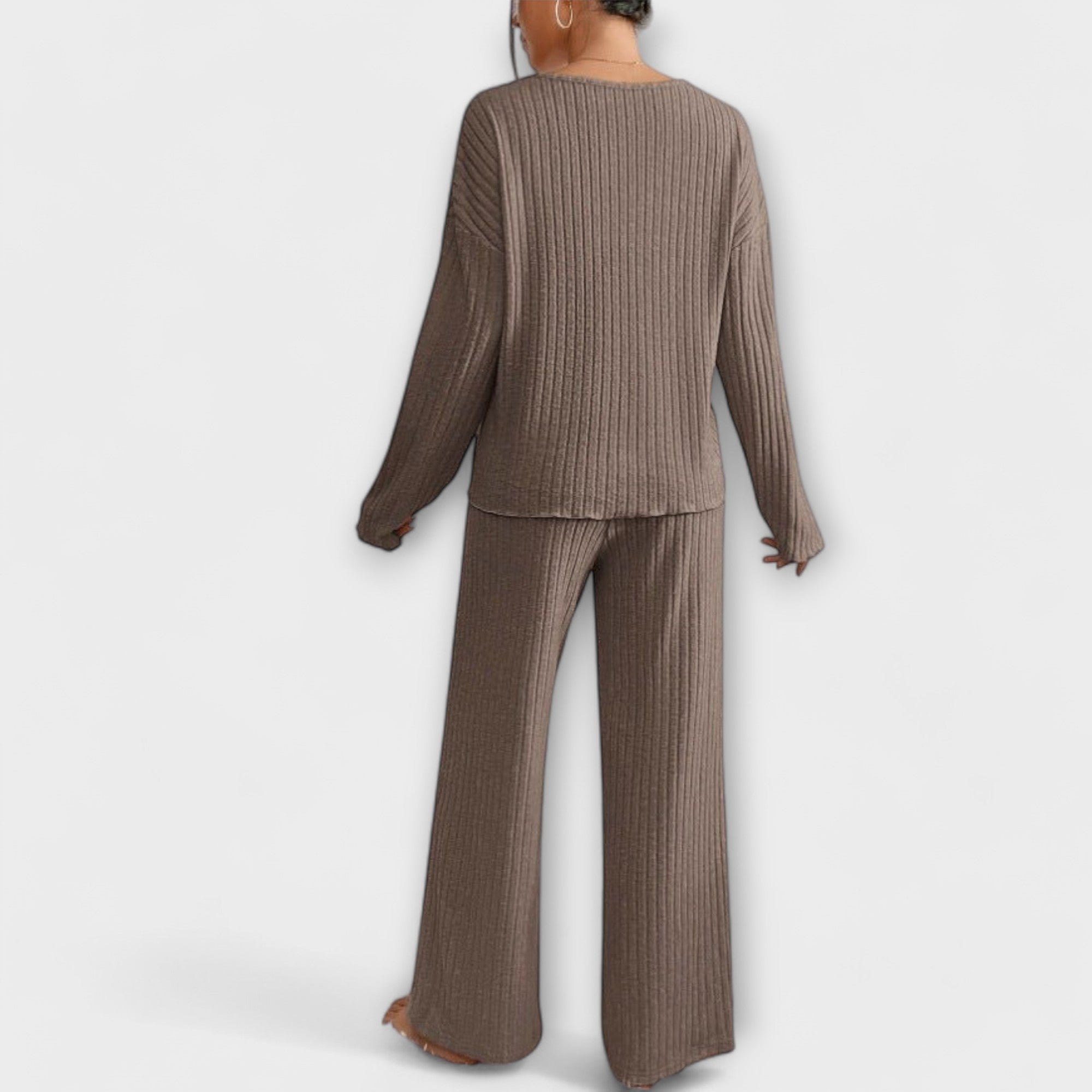 Andreia - Stylish Two-Piece Ensemble
